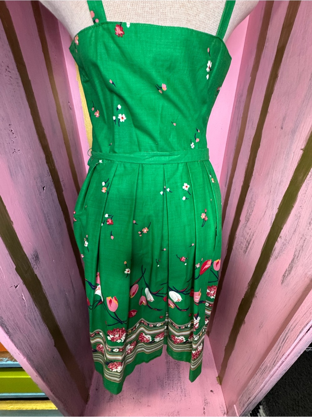 ACT I tulip play suit MINT CONDITION - Picture 4 of 15